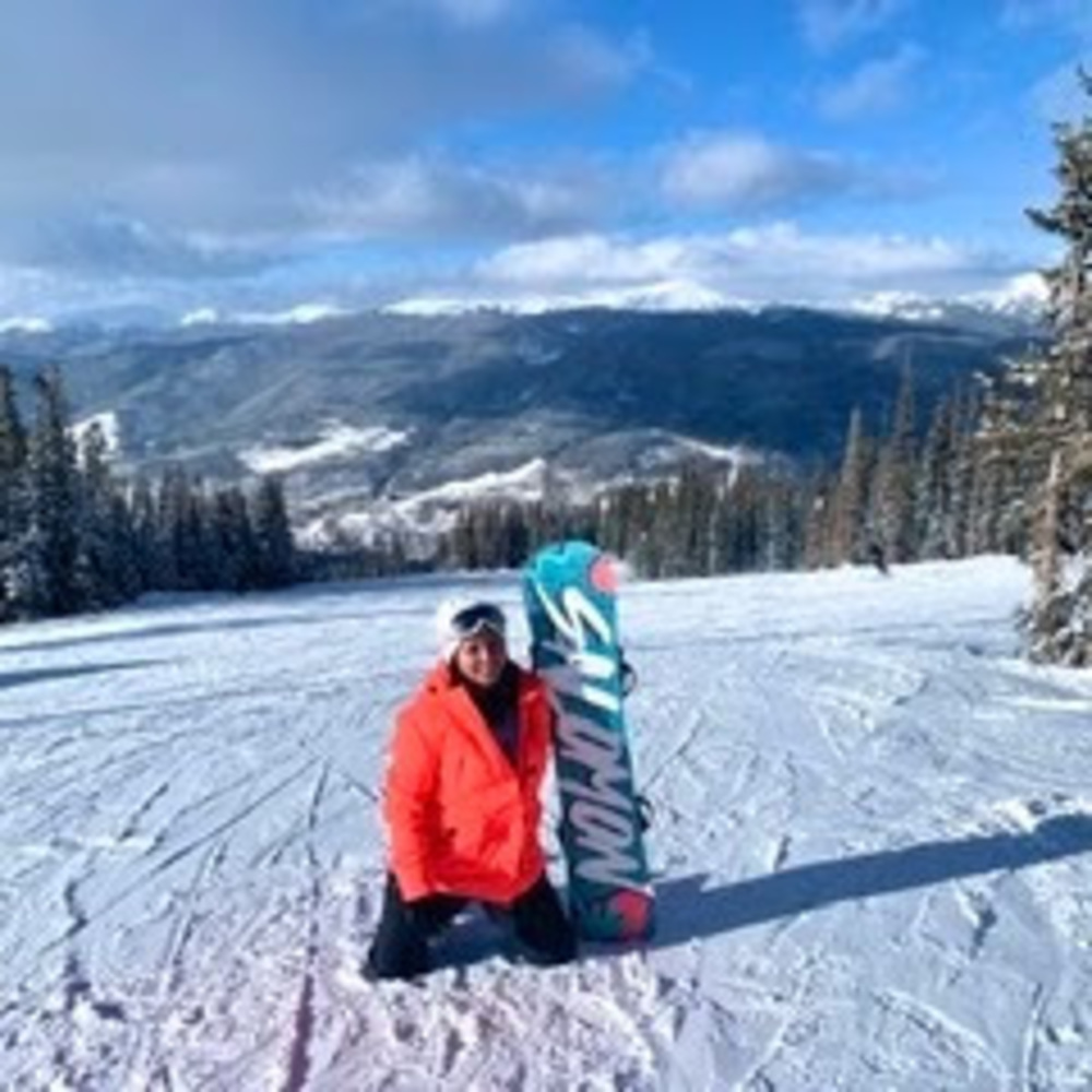 Meet your Posher, Ana